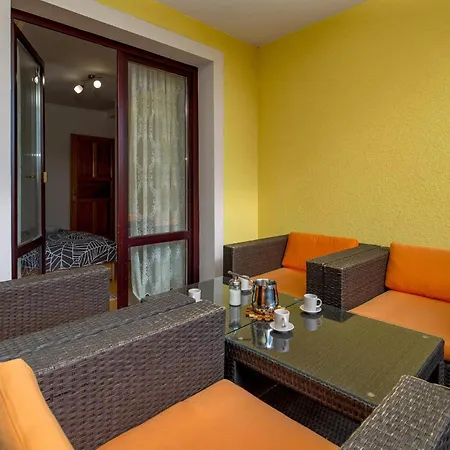 Beautiful In Apartman